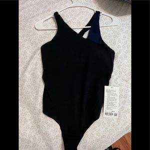 Lululemon body suit size 6 NWT